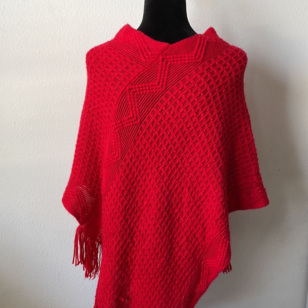 Women Red Shawl Poncho S-M Knitted Sweater Pullover with Fringe Soft Pullover